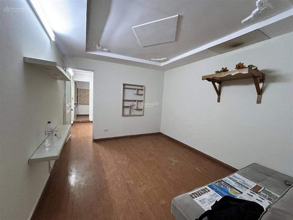 Bán nhà tập thể quân đội hoàng sâm, cầu giấy 32m2 sử dụng 65m giá 3.95 tỷ cầu giấy