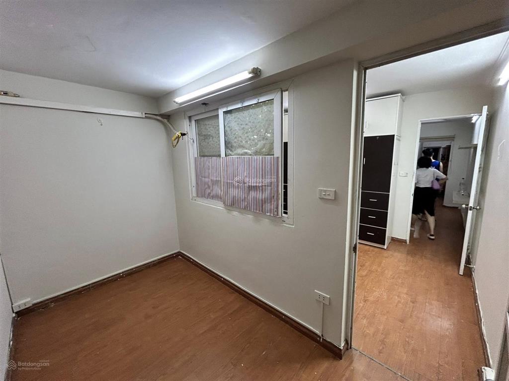 Bán nhà tập thể quân đội hoàng sâm, cầu giấy 32m2 sử dụng 65m giá 3.95 tỷ cầu giấy
