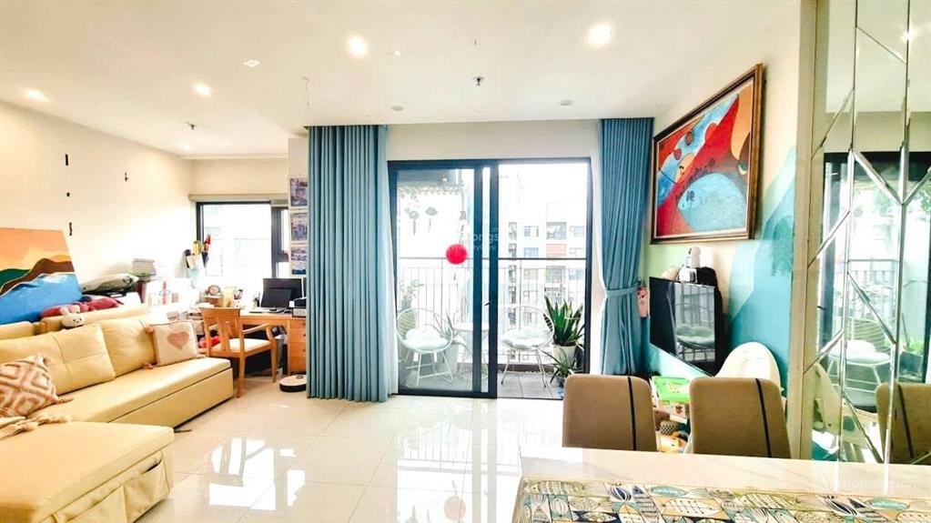 Cần bán căn góc chung cư 2pn2wc s403 64m² giá 5,9 tỷ  mr thực 0972 439 ***