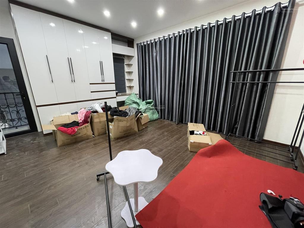 Cho thuê nhà mặt phố đại an, 40m2, 4pn, 4wc, 5 tầng đầy đủ tiện nghi. kinh doanh nhỏ và ở