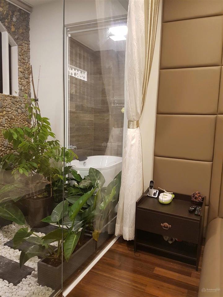 Bán nhà 3 mặt tiền đường tân hóa, 3 lầu&áp mái  shophouse, gara, hồ bơi, giá giảm mạnh 13,9 tỷ