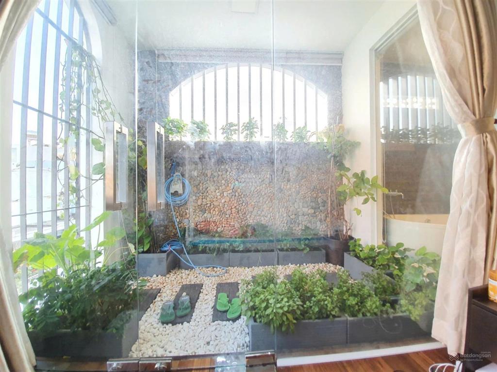 Bán nhà 3 mặt tiền đường tân hóa, 3 lầu&áp mái  shophouse, gara, hồ bơi, giá giảm mạnh 13,9 tỷ