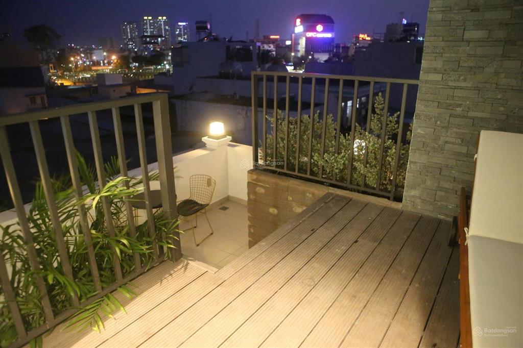 Bán nhà 3 mặt tiền đường tân hóa, 3 lầu&áp mái  shophouse, gara, hồ bơi, giá giảm mạnh 13,9 tỷ