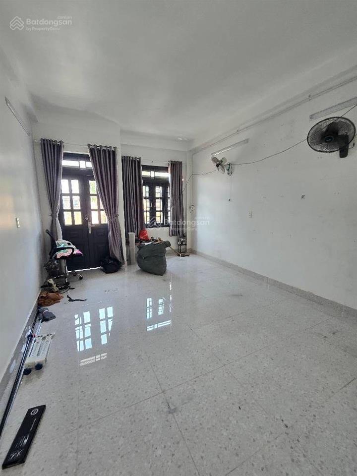 Nhà tân phú tân hương5tầng 60m2giá chỉ 8t.ỷ75