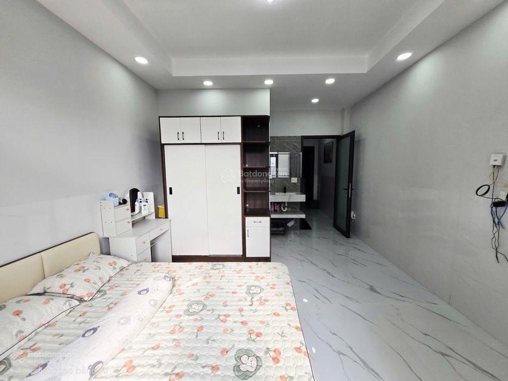 Siêu phẩm nhà mới 5 tầng ngay chợ tân hương, tân phúgiá chỉ9t.ỷ2