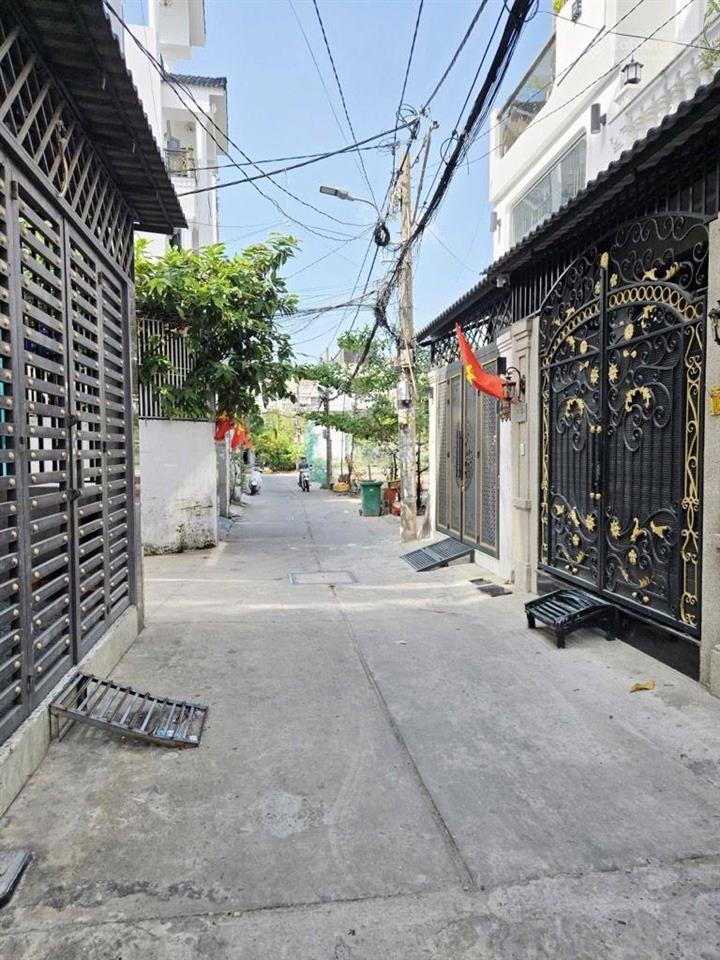 Siêu phẩm nhà mới 5 tầng ngay chợ tân hương, tân phúgiá chỉ9t.ỷ2