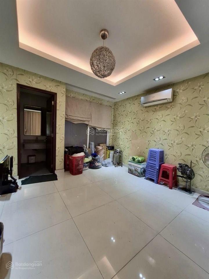 Tân bình nhà 5 tầng 61m2 giá chỉ 9t.ỷ8