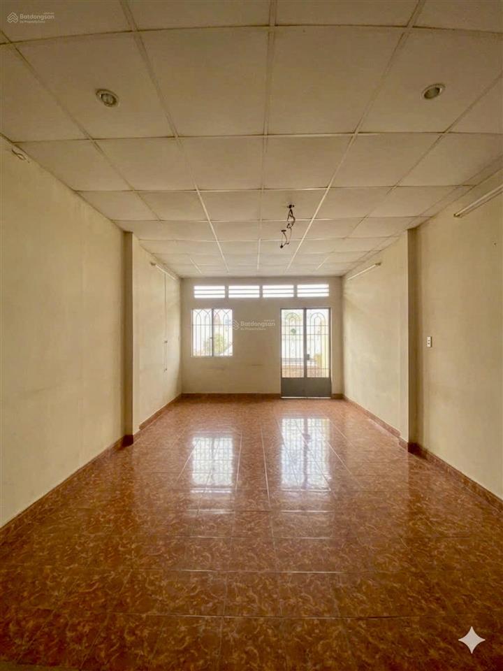 Tân phú  mtkd sầm uất lê thúc hoạch  40m2  4 tầng  giá chỉ 9t3