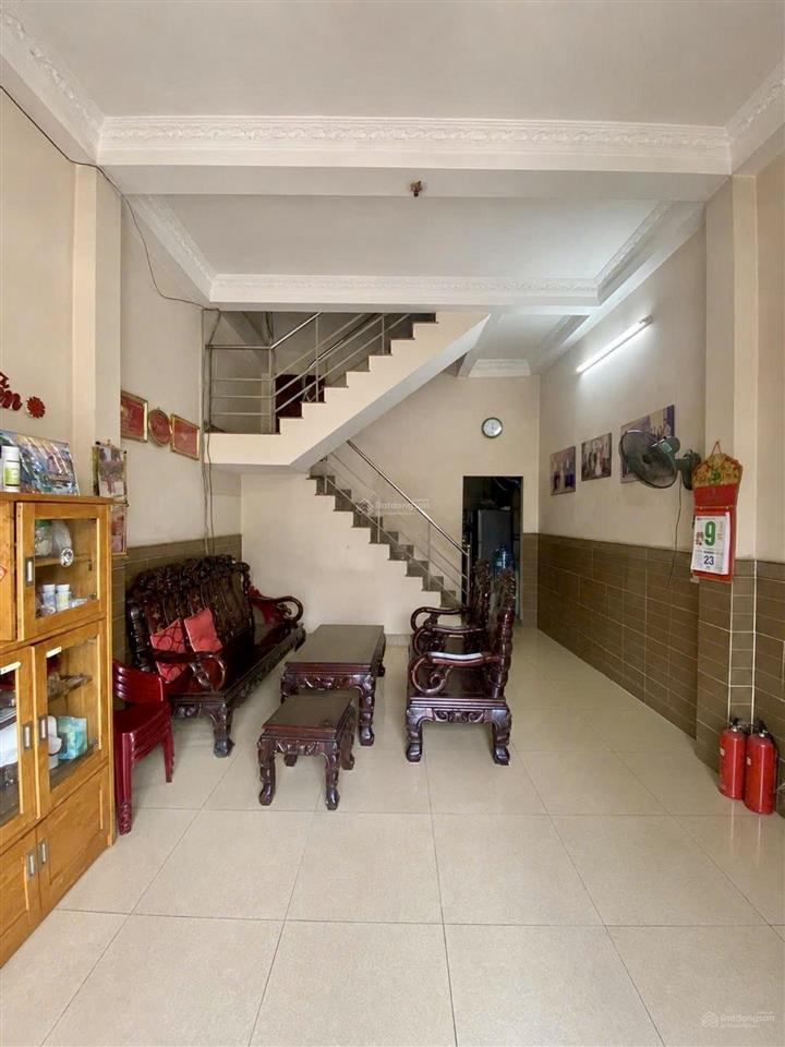 Tân phú  mtkd sầm uất lê thúc hoạch  40m2  4 tầng  giá chỉ 9t3