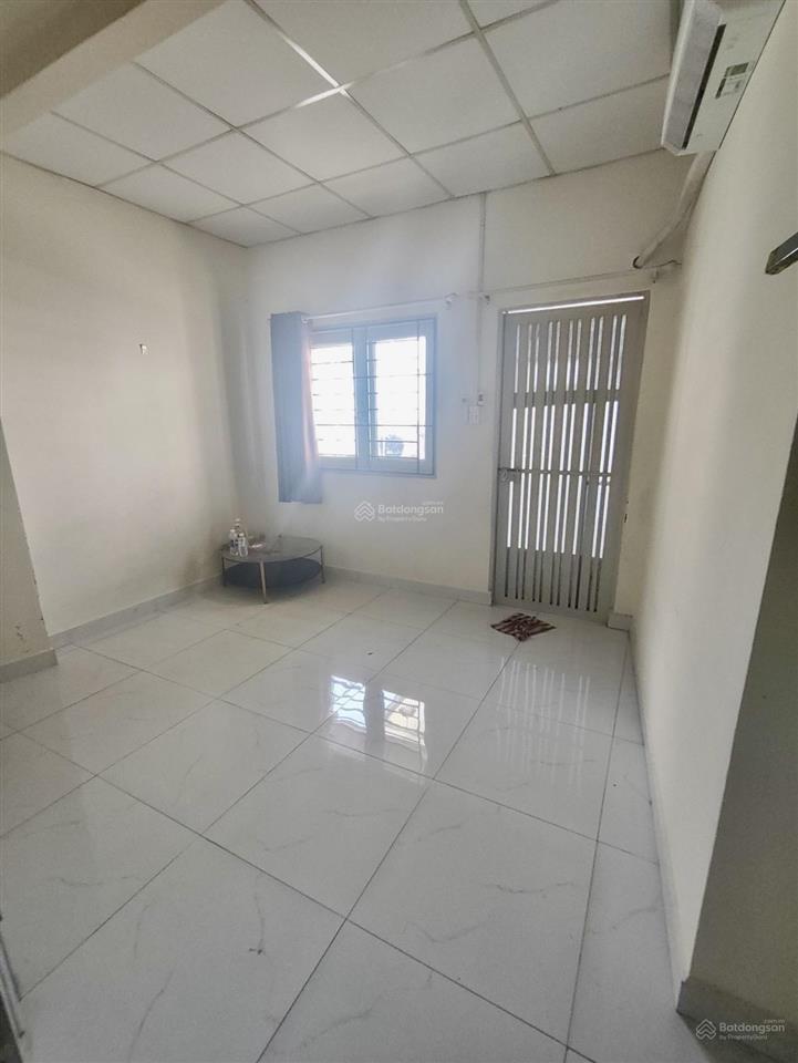 Hẻm xe hơi âu cơ sát mặt tiền nhà đẹp 3 tầng nở hậu tài lộc chỉ nhỉnh 5x tỏi