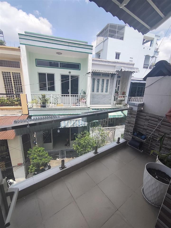 Hẻm xe hơi âu cơ sát mặt tiền nhà đẹp 3 tầng nở hậu tài lộc chỉ nhỉnh 5x tỏi