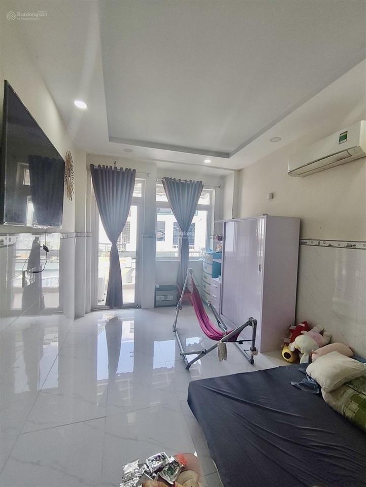 Hẻm xe hơi âu cơ sát mặt tiền nhà đẹp 3 tầng nở hậu tài lộc chỉ nhỉnh 5x tỏi