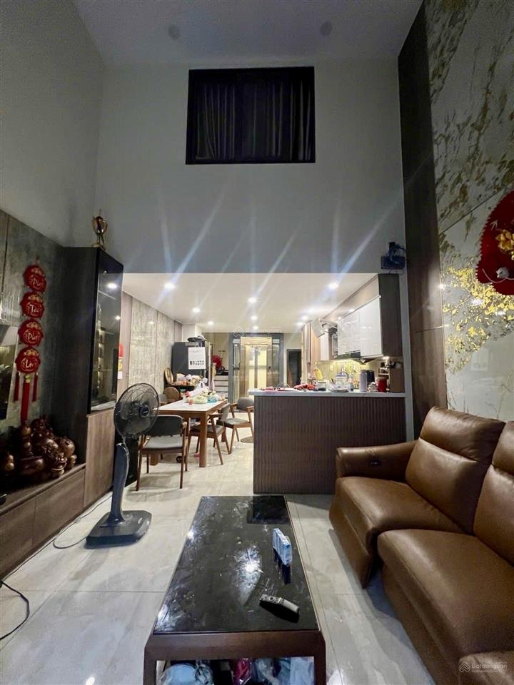 Nhà đẹp gò dầu  tân phú  thang máy  5 tầng  54m2  giá chỉ 7tỷ58