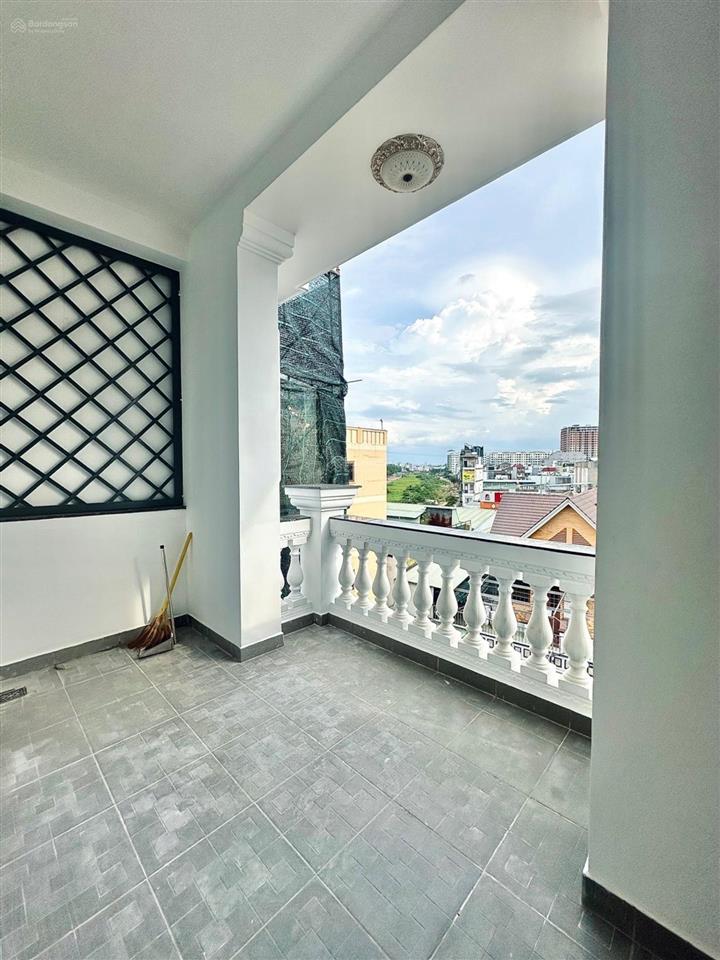 Tân phúlê trọng tấnsiêu phẩm mới đẹp ở ngay  55m25tầng giá chỉ 7t.ỷ68