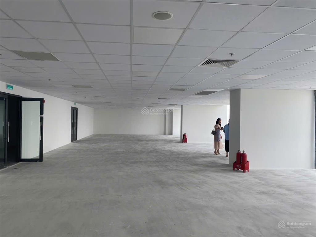 Chính chủ cần bán sàn văn phòng hạng a tại rox tower 136 hồ tùng mậu, dt 2500m2, giá bán ưu đãi