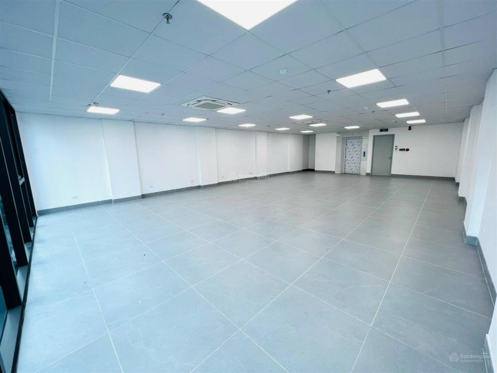 Tôn đức thắng  vp mới 100%  sàn 105m2 không gian mở, kinh doanh hái ra tiền giá hời