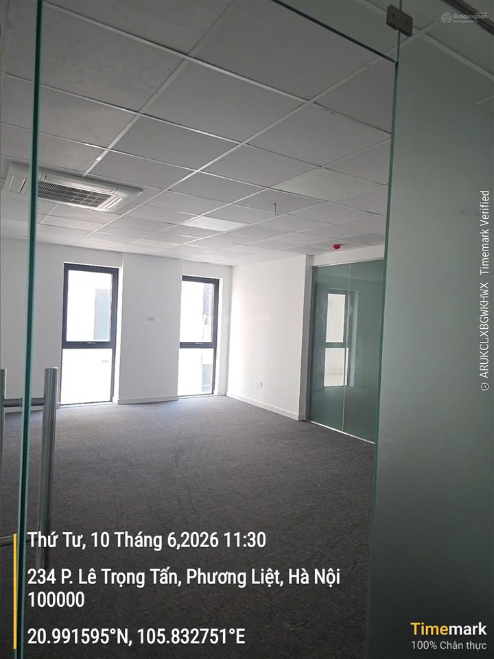 Cho thuê văn phòng tại 234 lê trọng tấn, khu vực sầm uất, diện tích 210m2, giá tốt