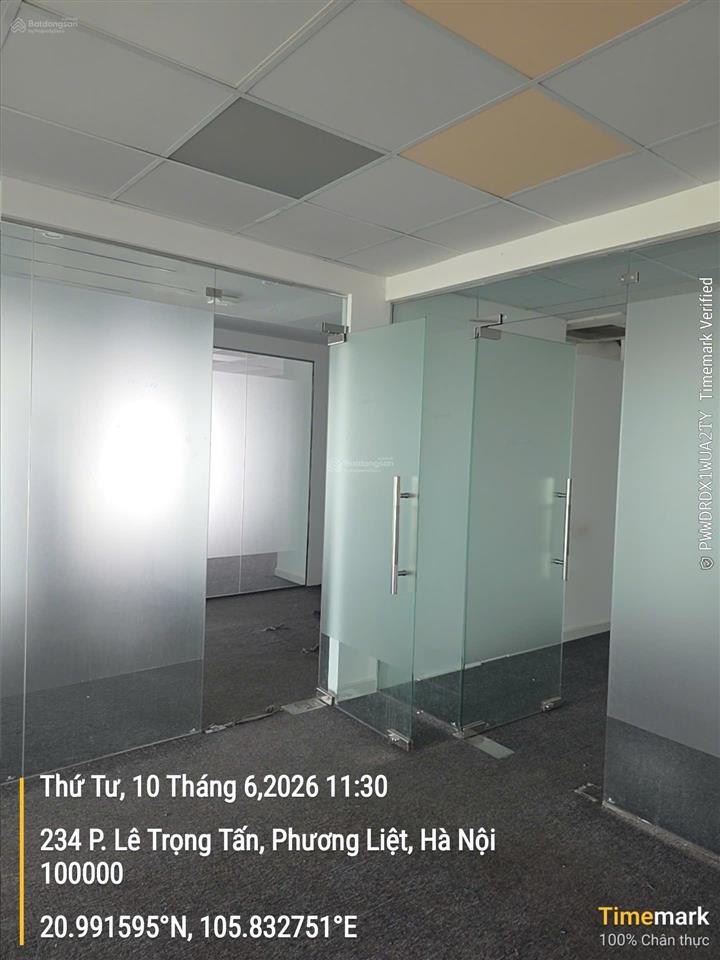 Cho thuê văn phòng tại 234 lê trọng tấn, khu vực sầm uất, diện tích 210m2, giá tốt