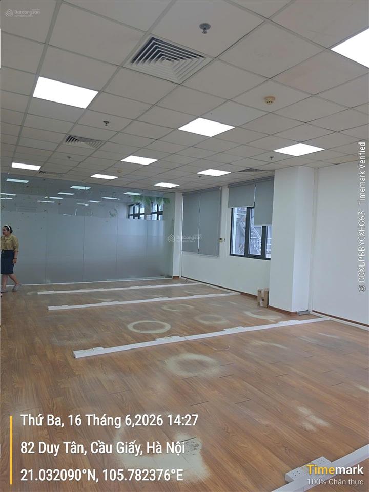 Cho thuê văn phòng tại 3a building ngõ 82 duy tân, diện tích 120m², giá chỉ 250.000đ/m²/tháng