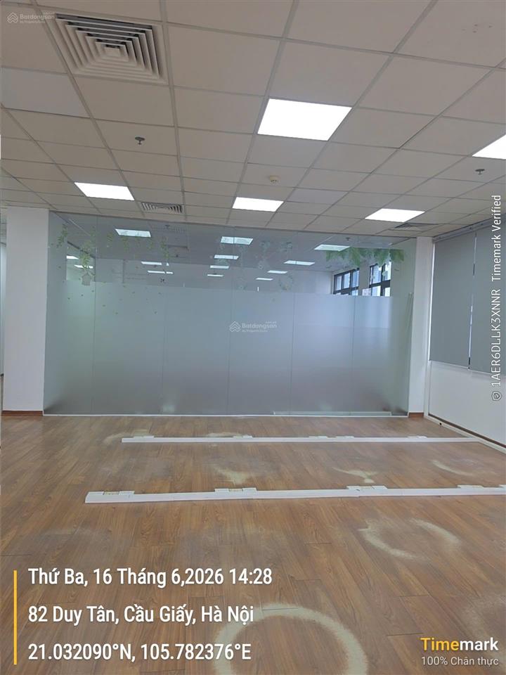 Cho thuê văn phòng tại 3a building ngõ 82 duy tân, diện tích 120m², giá chỉ 250.000đ/m²/tháng
