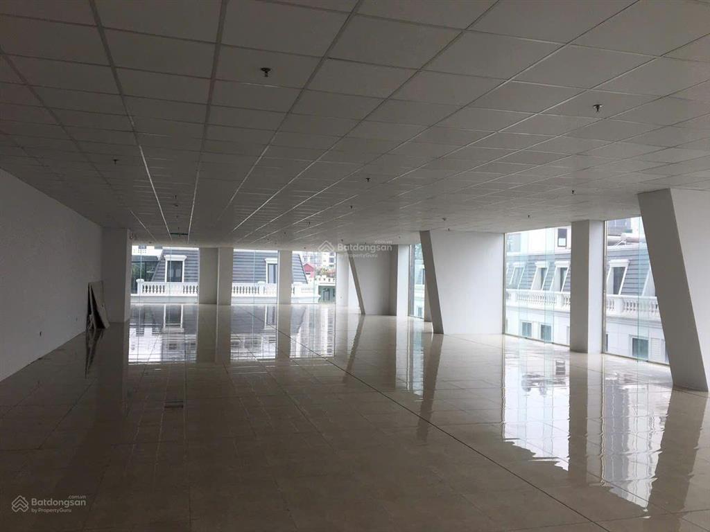 Cho thuê văn phòng tại sao mai building 19 lê văn lương, diện tích 400m², giá chỉ 250.000đ/m²/tháng