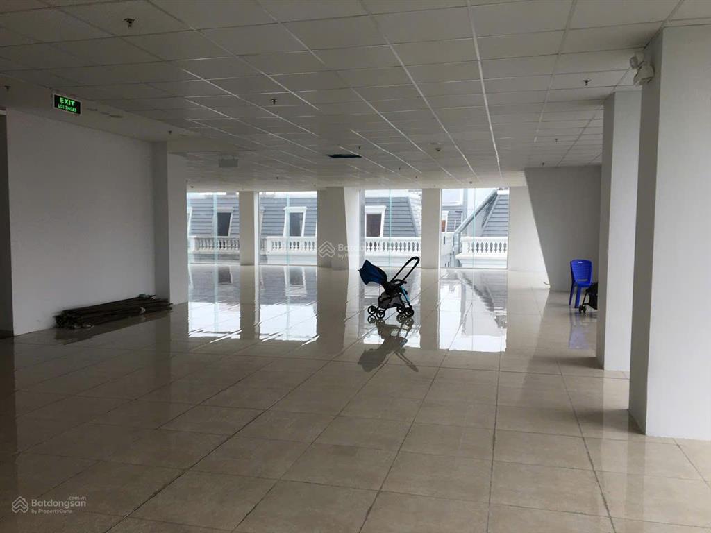 Cho thuê văn phòng tại hồng hà tower 89 thịnh liệt, dt 1.000m², cắt chia nhỏ, giá chỉ 130nghìn/m2