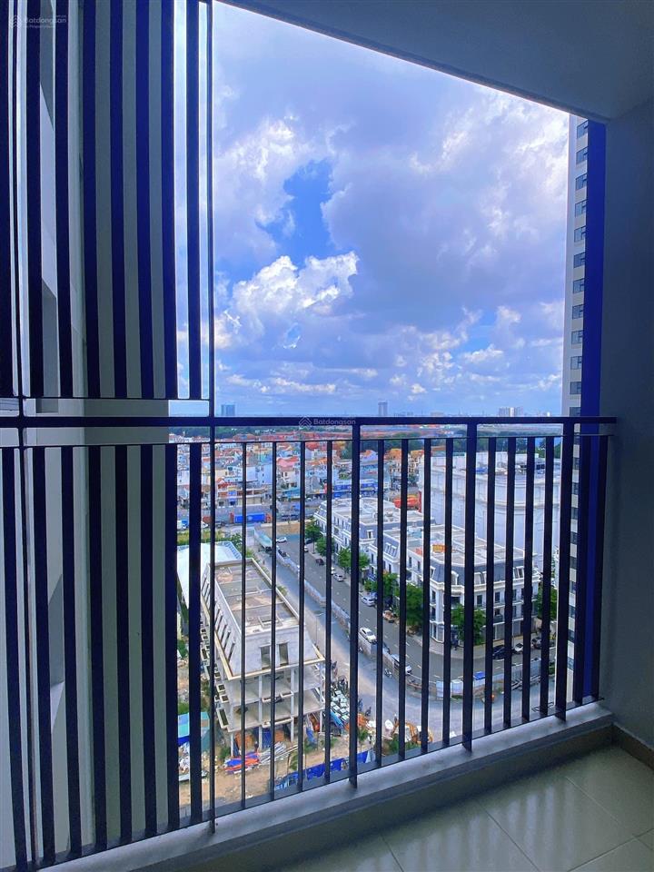 Cho thuê căn hộ 2 phòng ngủ 6tr sẵn 1 vài nội thất cơ bản  charm city