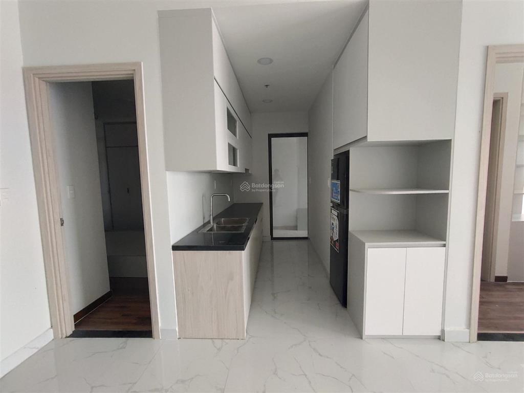 Bán lỗ căn hộ charm city 2pn 2wc 70m chỉ 2,408 tỷ cạnh vincom dĩ an, bao ra sổ