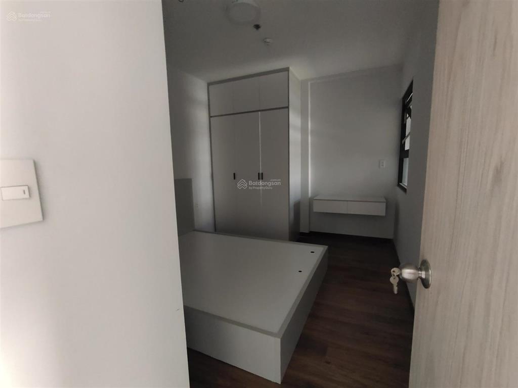 Bán lỗ căn hộ charm city 2pn 2wc 70m chỉ 2,408 tỷ cạnh vincom dĩ an, bao ra sổ