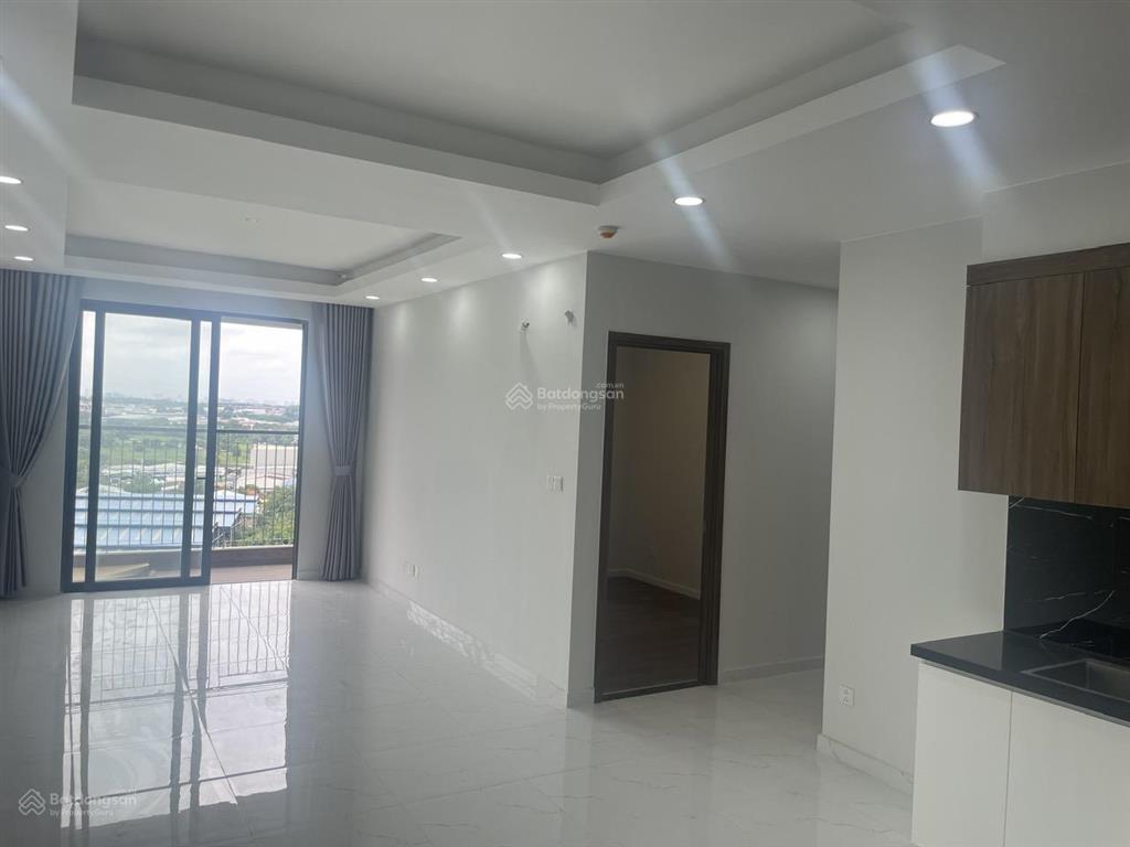 Bán ch 3pn, 2wc, 85m²  căn góc tại opal skyline, 2,65 tỷ, bao sang tên, vay bank ls 5,5%