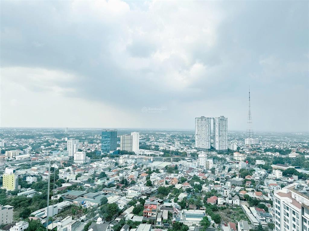 Bán gấp 2pn 2wc 80m chung cư c sky view 2,19 tỷ full vat + bao sổ, đang có sẵn hợp đồng thuê