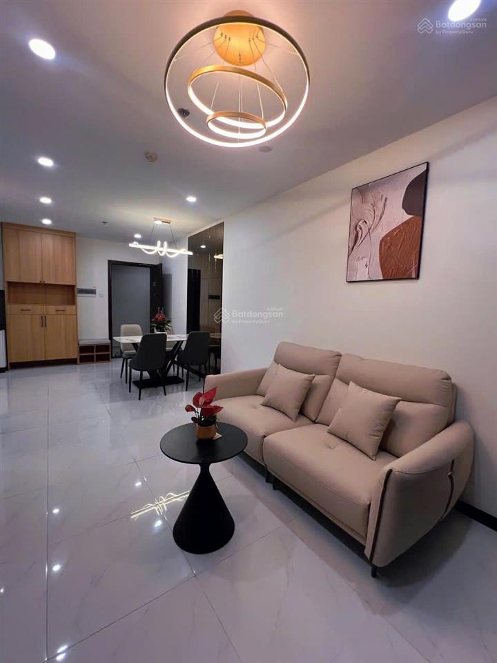 Cần bán căn hộ 1pn 1wc full nt chung cư c sky view 1.85 tỷ full vat + bao sổ, view đẹp