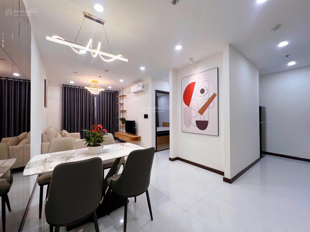 Cần bán căn hộ 1pn 1wc full nt chung cư c sky view 1.85 tỷ full vat + bao sổ, view đẹp