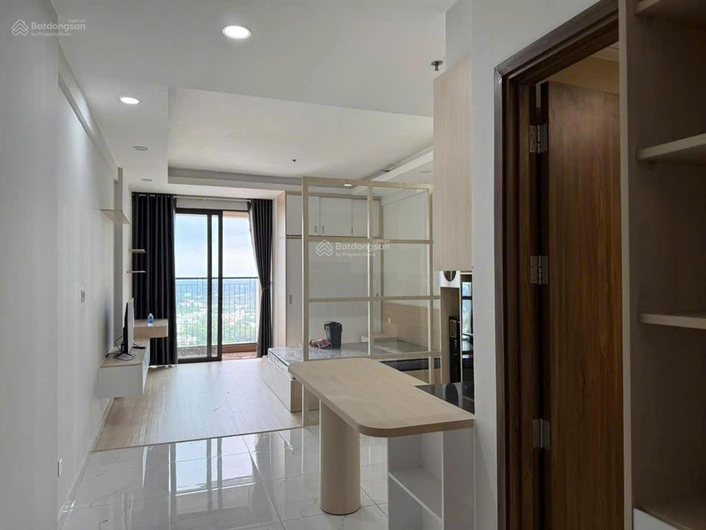 Bán cc tại opal skyline, 1,415 tỷ sẵn sổ 40m2, studio 1pn + 1wc, có ban công