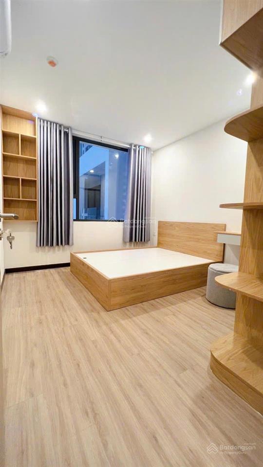 Bán gấp 2pn 2wc 80m chung cư c sky view 2,278 tỷ bao sổ, tầng trung view đẹp