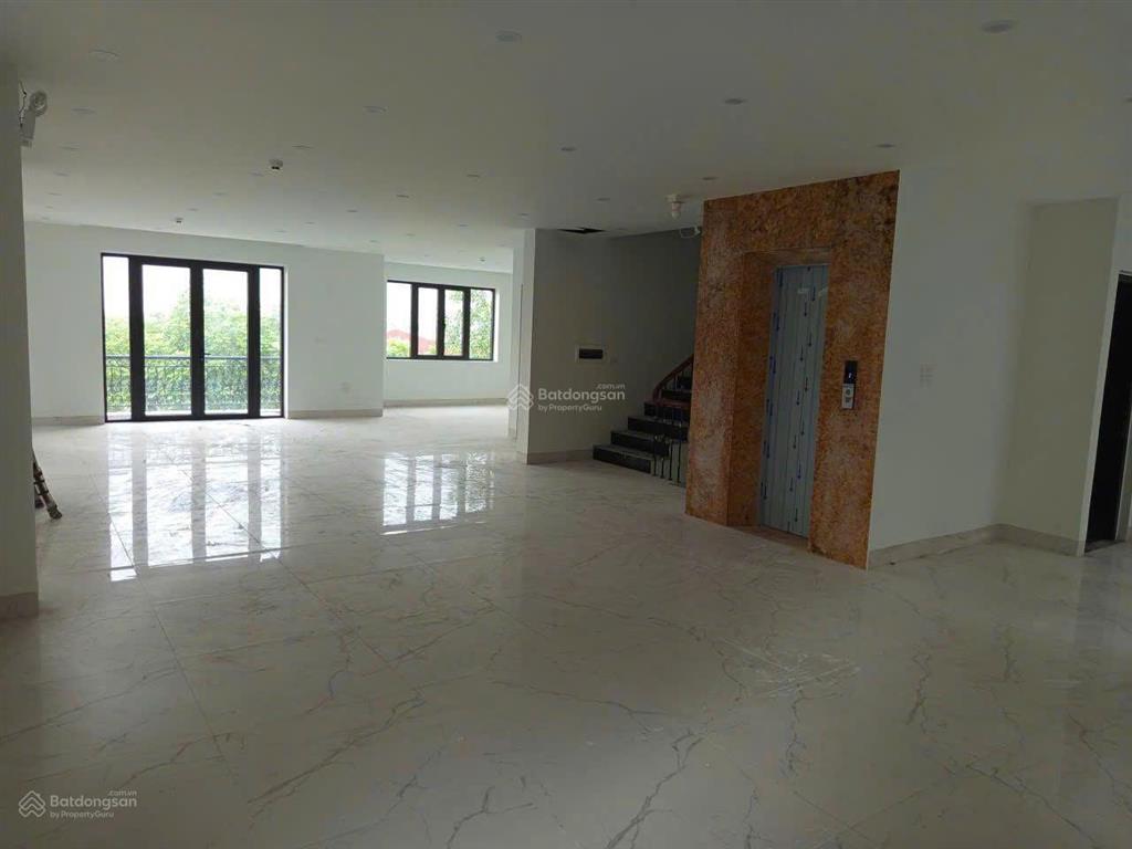 Cho thuê nhà riêng tại khu đô thị mới lideco  bắc quốc lộ 32, 48 triệu, 300 m2, giá cực chất