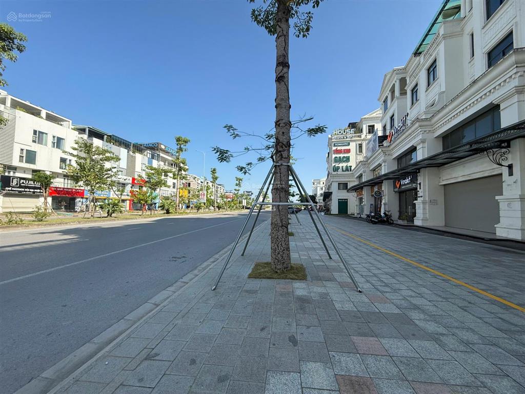 Cho thuê shophouse góc 3 mặt tiền hiếm có mặt đường võ nguyên giáp, kđt vinhomes marina cầu rào 2
