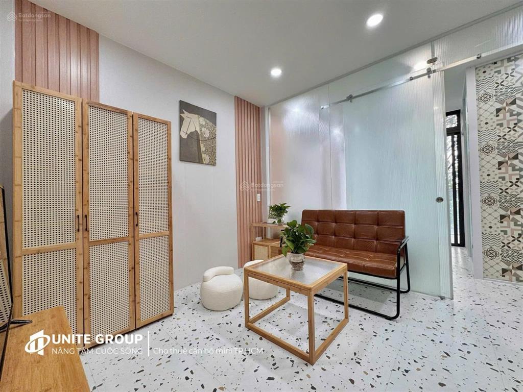 Căn hộ 1 phòng ngủ bancol view bitexco, gần phố bùi viện, chợ bến thành, phố nguyễn huệ