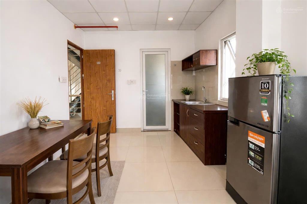Căn hộ ban công đường nguyễn khoái, full nội thất, vị trí trung tâm tiện di chuyển quận 1, quận 8