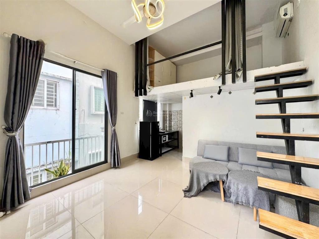 Căn hộ ban công đường khánh hội, gần bến nhà rồng, tiện di chuyển quận 1, quận 7, quận 8