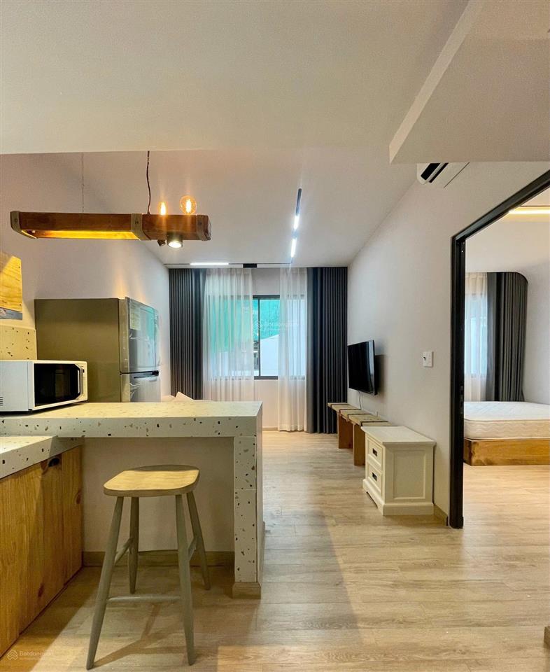 Căn hộ 1 phòng ngủ vị trí trung tâm thành phố, nội thất cao cấp, thuê dài hạn  ngắn hạn linh hoạt