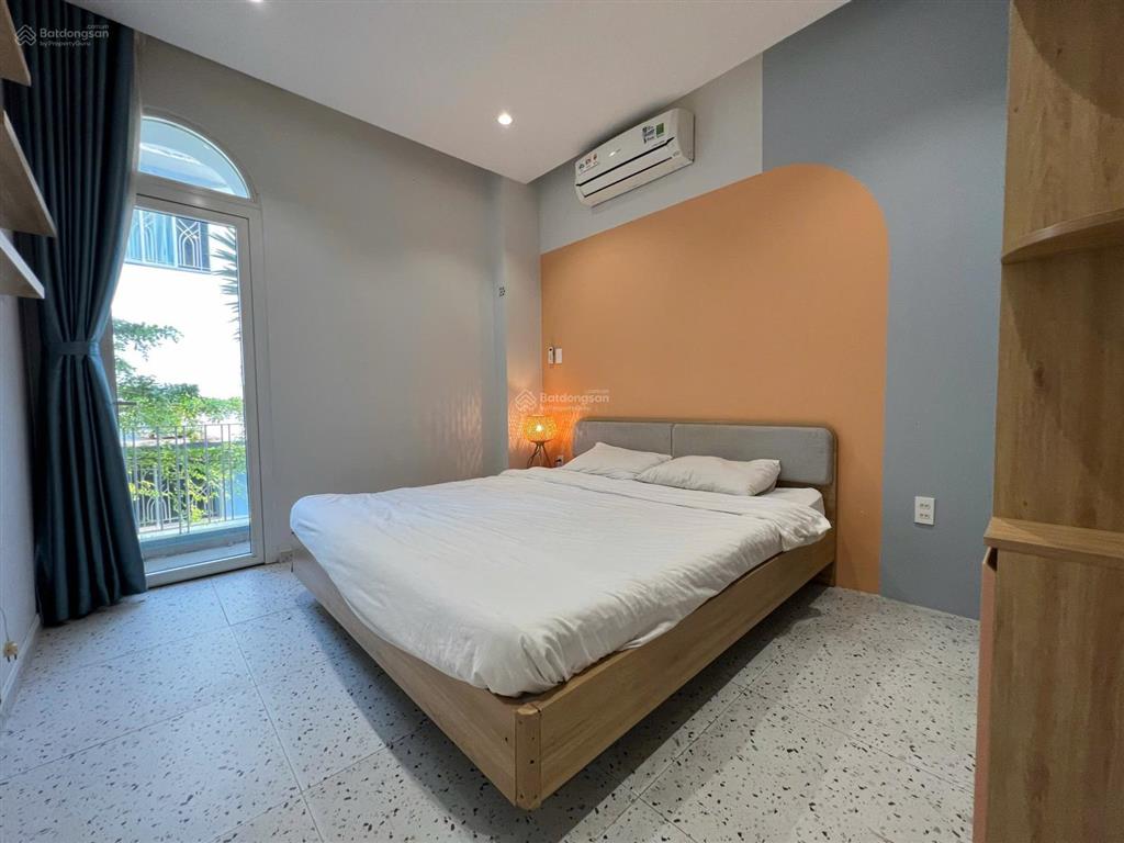 Căn hộ 1 phòng ngủ ban công lê văn sỹ, gần vincom đồng khởi, takashimaya, chợ bến thành
