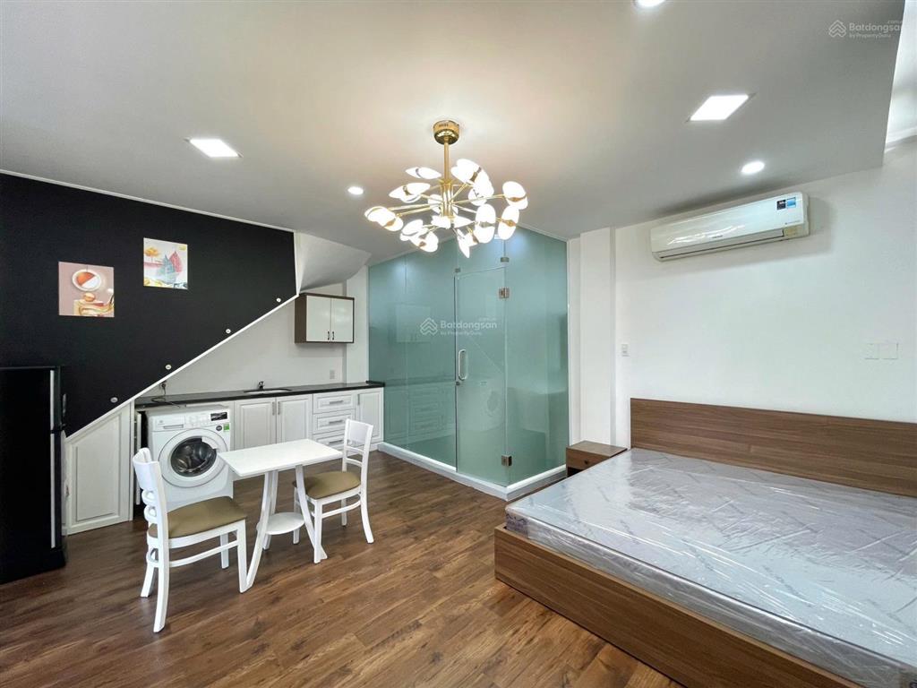 Căn hộ view bờ kè ngay trung tâm thành phố  chỉ 5 phút đến quận 1 & quận 3