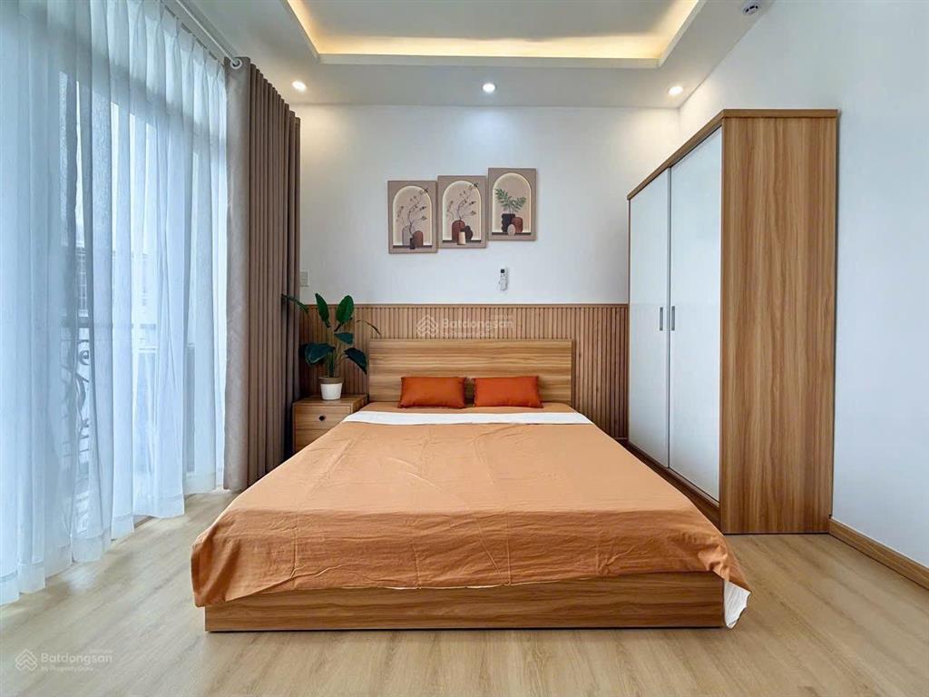 Căn hộ 1 phòng ngủ ban công trung tâm quận 4, gần bến nhà rồng, cầu khánh hội phố đi bộ nguyễn huệ