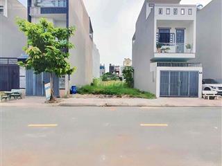 Cắt lỗ 100tr! gia đình cần bán lô 140m2 giá 3tỷ500tr mt lý thái tổ, sát chợ đại phước  đã có sổ
