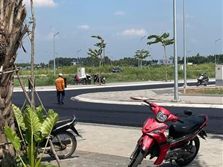 1 nền 93m2 sổ sẵn ngay trần đại nghĩa chỉ 2tỷ4  sát vách bệnh viện nhi đồng 3  giao vành đai 3,4
