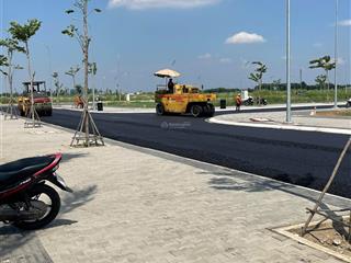 Chủ cần bán gấp lô đất ở nguyễn cửu phú 120m2 giá chỉ 2tỷ600  kế đại học y khoa phạm ngọc thạch