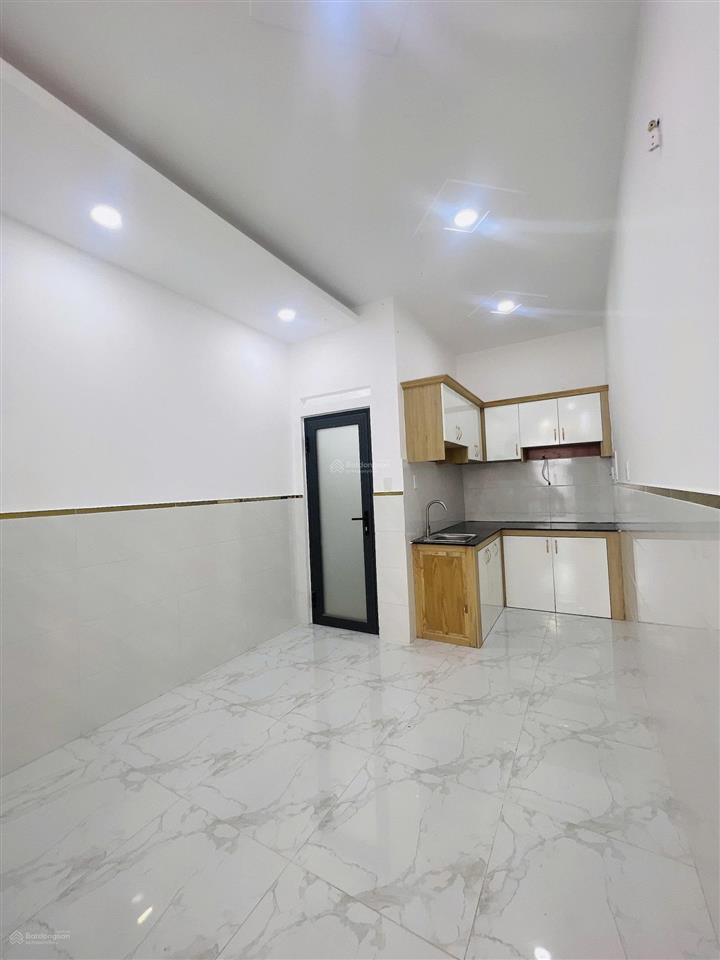 Chính chủ bán nhà giá tốt, hẻm 1/ ô tô tới cửa, full thổ cư, ngay nguyễn ảnh thủ, hiệp thành, q12