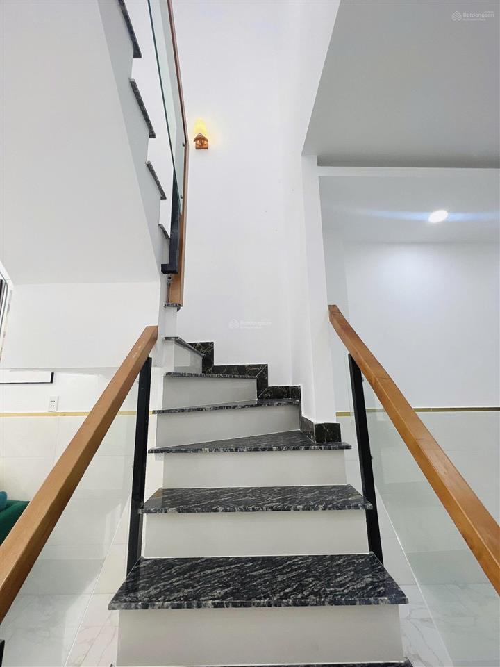 Chính chủ bán nhà giá tốt, hẻm 1/ ô tô tới cửa, full thổ cư, ngay nguyễn ảnh thủ, hiệp thành, q12