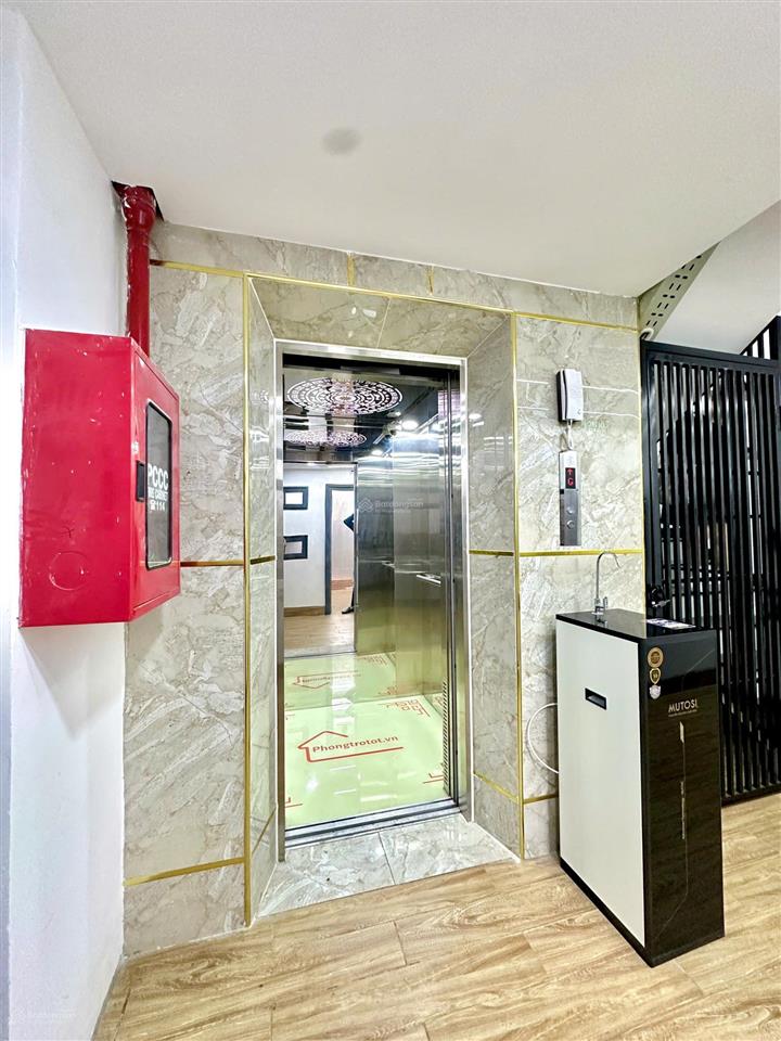 Bán tòa chdv mới xây 100% ngay ngã 4 bốn xã, 62 phòngdòng tiền 300tr/tháng,chính chủ đang vận hành